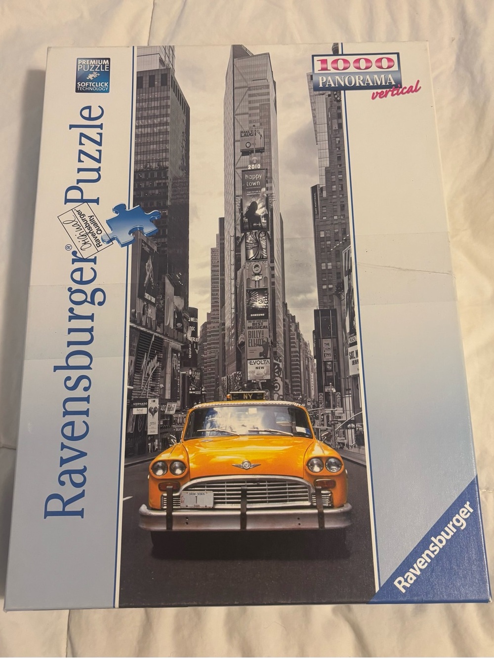 Ravensburger Yellow Taxi Panorama Puzzle - 1000 Piece City Scene